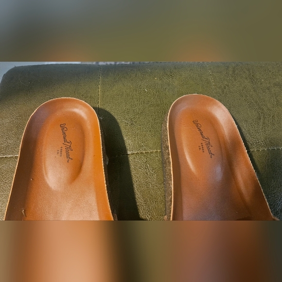 UNIVERSAL THREAD  Cameron Single Band Footbed Sandals. Cognac. 6.5 NWT - Picture 6 of 7